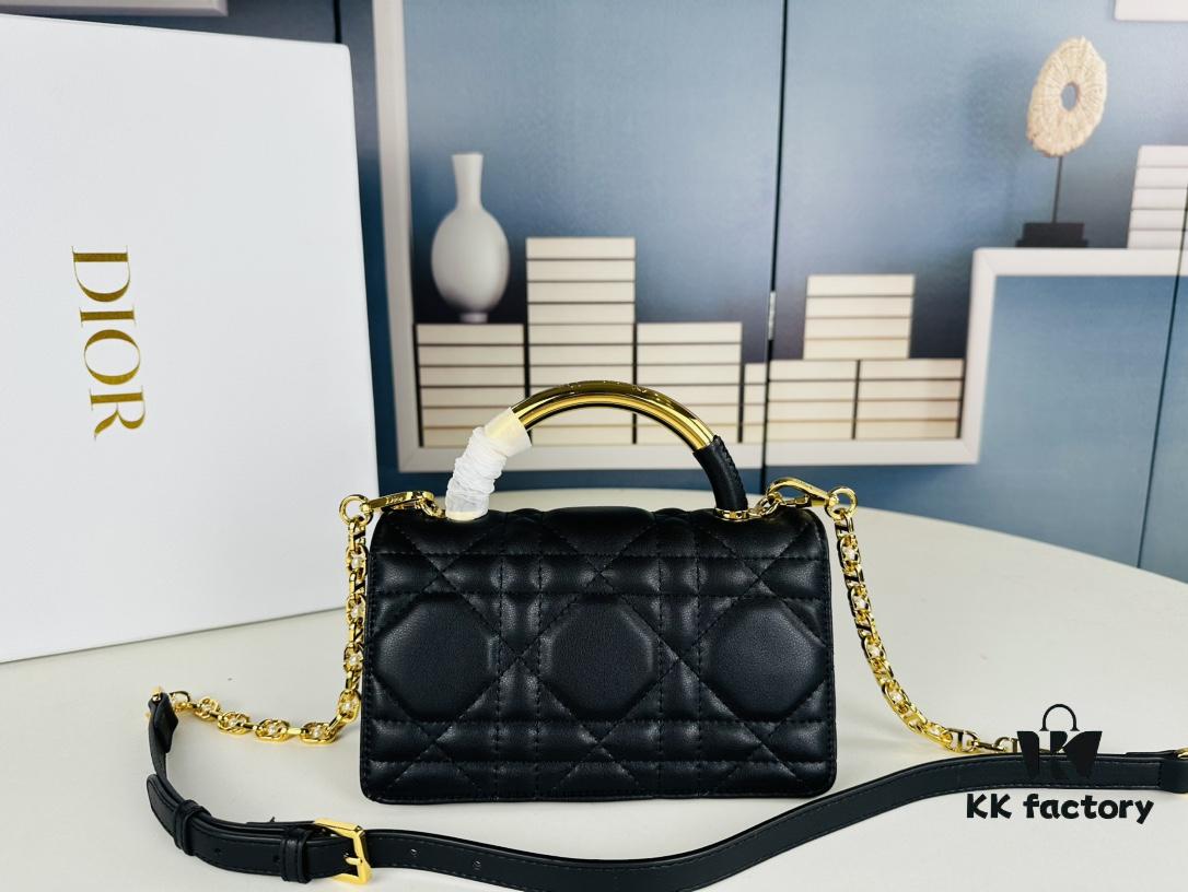 693099a96e68136f4d9aaab5 Small Dior Dior Ange Handbag