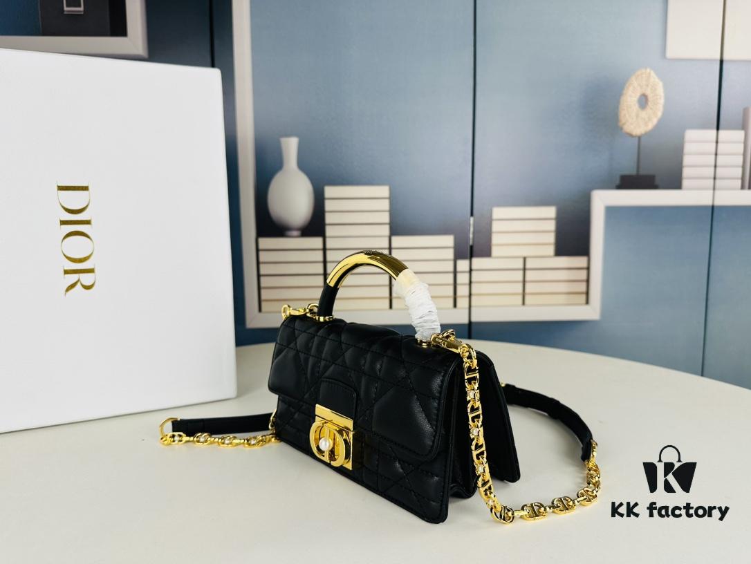 693099aa6e68136f4d9aaab6 Small Dior Dior Ange Handbag