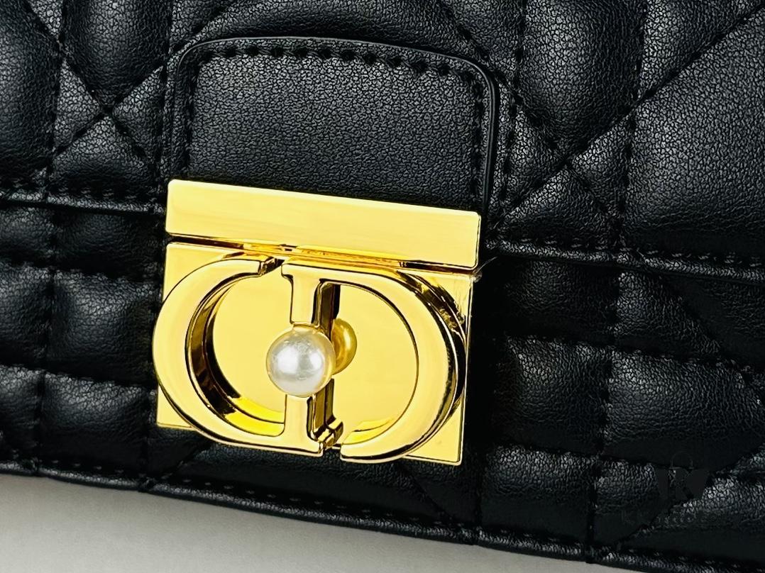 693099aa6e68136f4d9aaab7 Small Dior Dior Ange Handbag