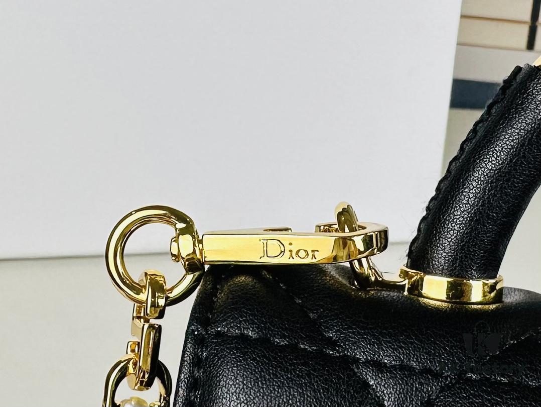 693099ab6e68136f4d9aaab8 Small Dior Dior Ange Handbag