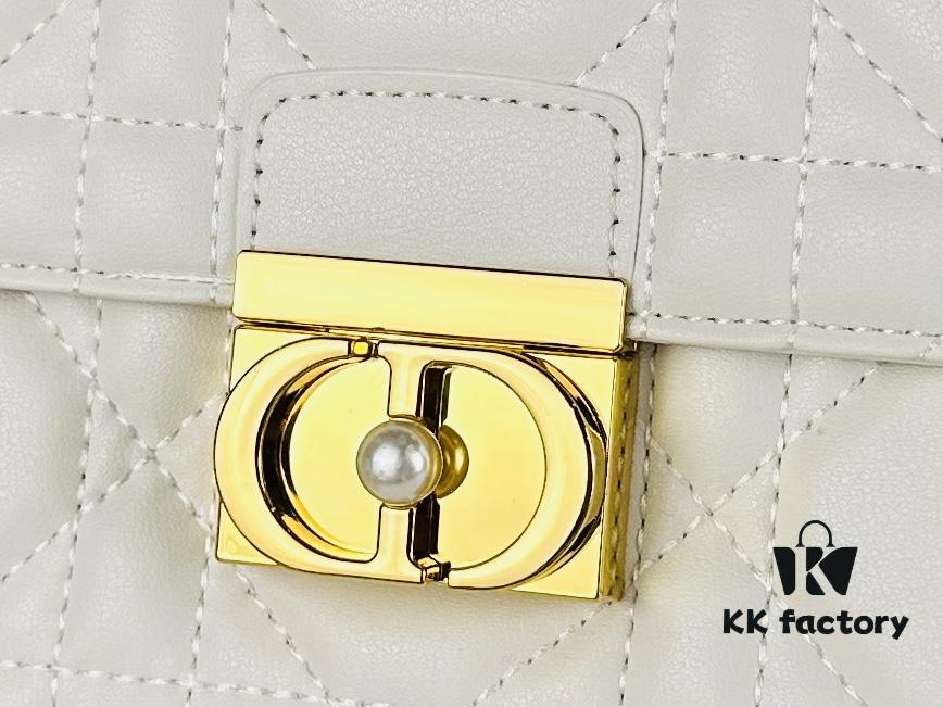 693099bb6e68136f4d9aaadf Large Dior 💛r Ange Handbag