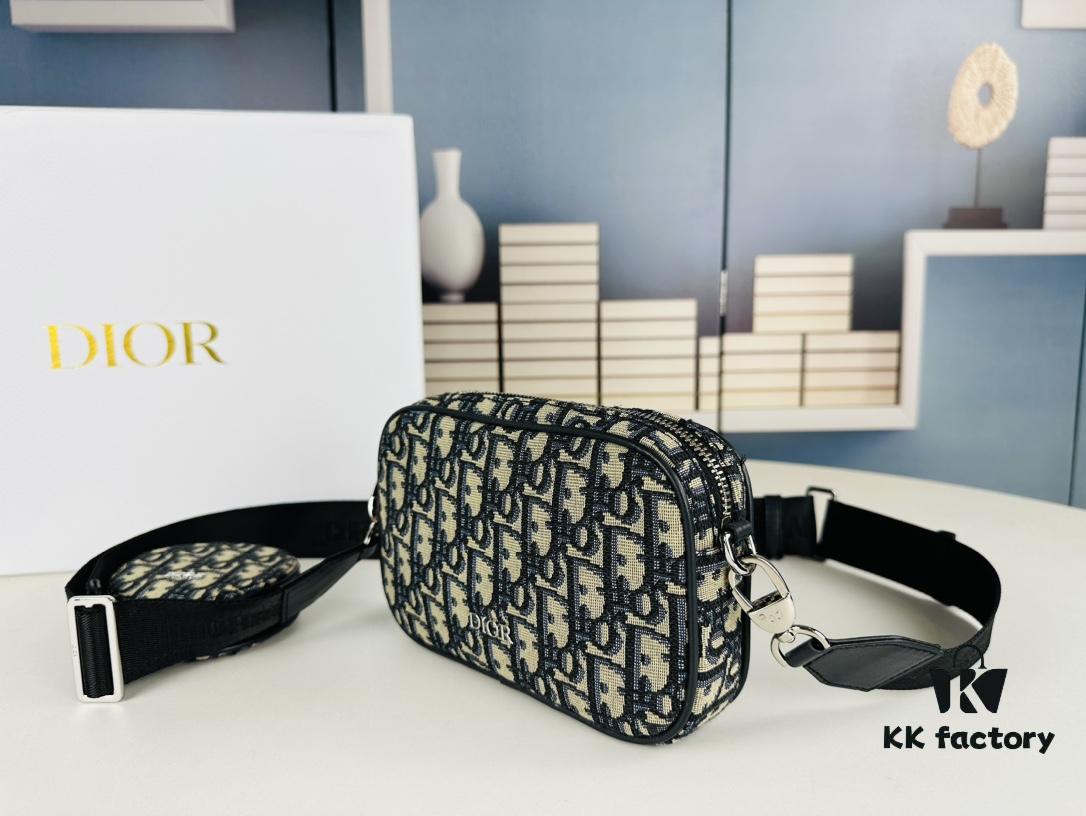 693099c36e68136f4d9aaaef Dior❤ New Season 🆕 Crossbody Canvas Bag, Letter Bag Made with Classic Monogram, Spacious and Versatile Design