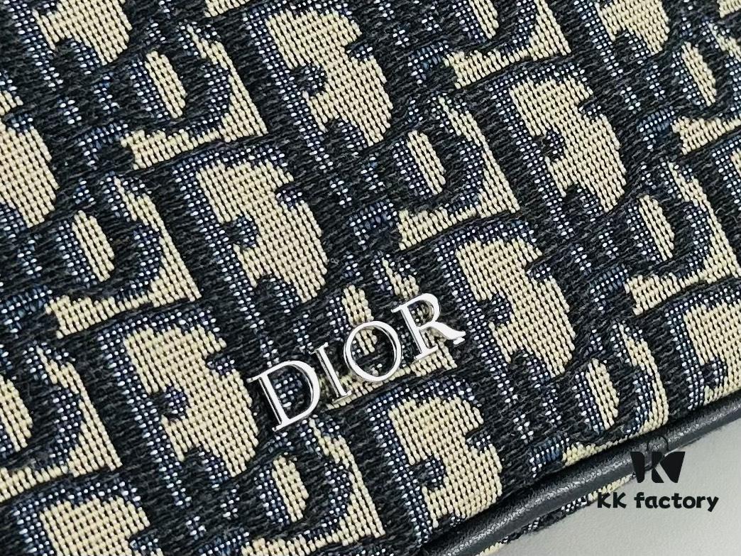 693099c56e68136f4d9aaaf4 Dior❤ New Season 🆕 Crossbody Canvas Bag, Letter Bag Made with Classic Monogram, Spacious and Versatile Design