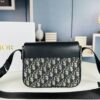 693099c96e68136f4d9aaafb Dior Oblique Print Men's Messenger Bag with Box