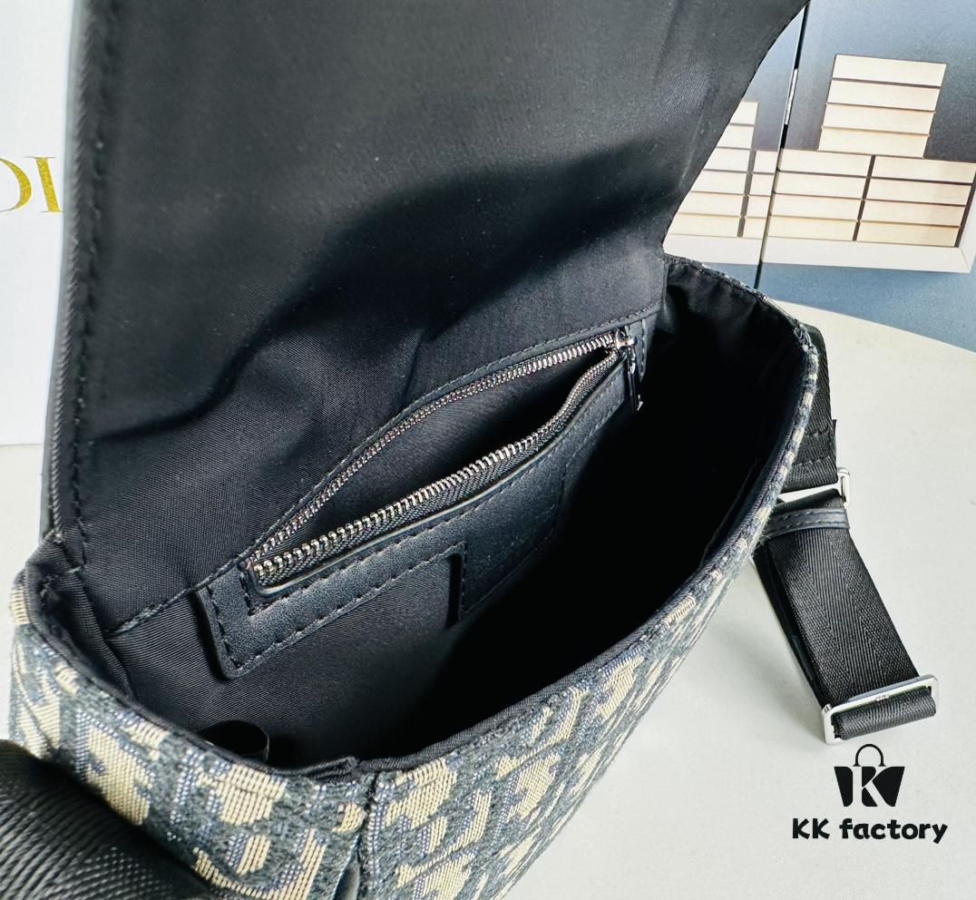693099ca6e68136f4d9aaaff Dior Oblique Print Men's Messenger Bag with Box