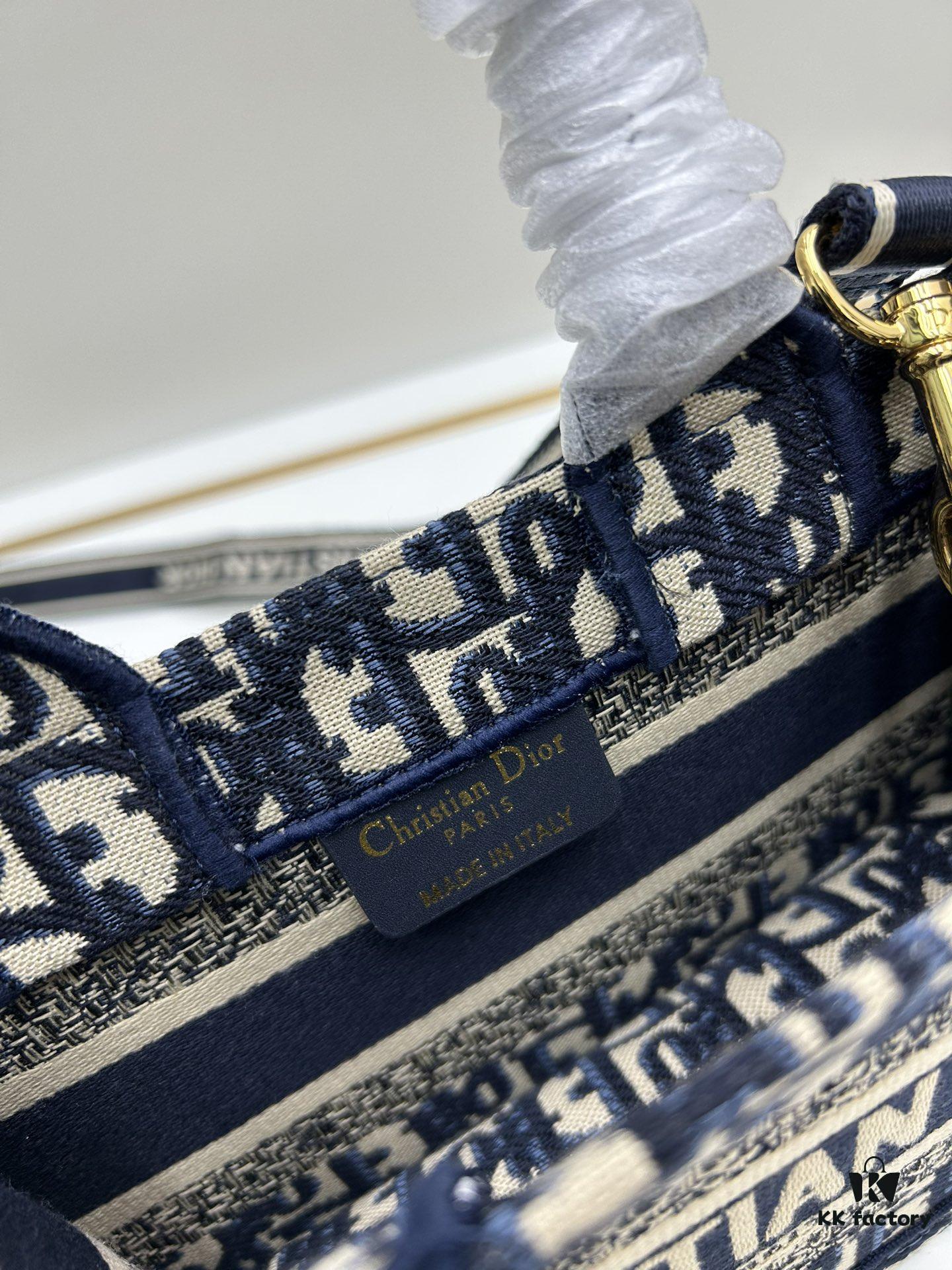 693099df6e68136f4d9aab24 Dior Book Tote Mini Bag in Navy and Beige Oblique Jacquard