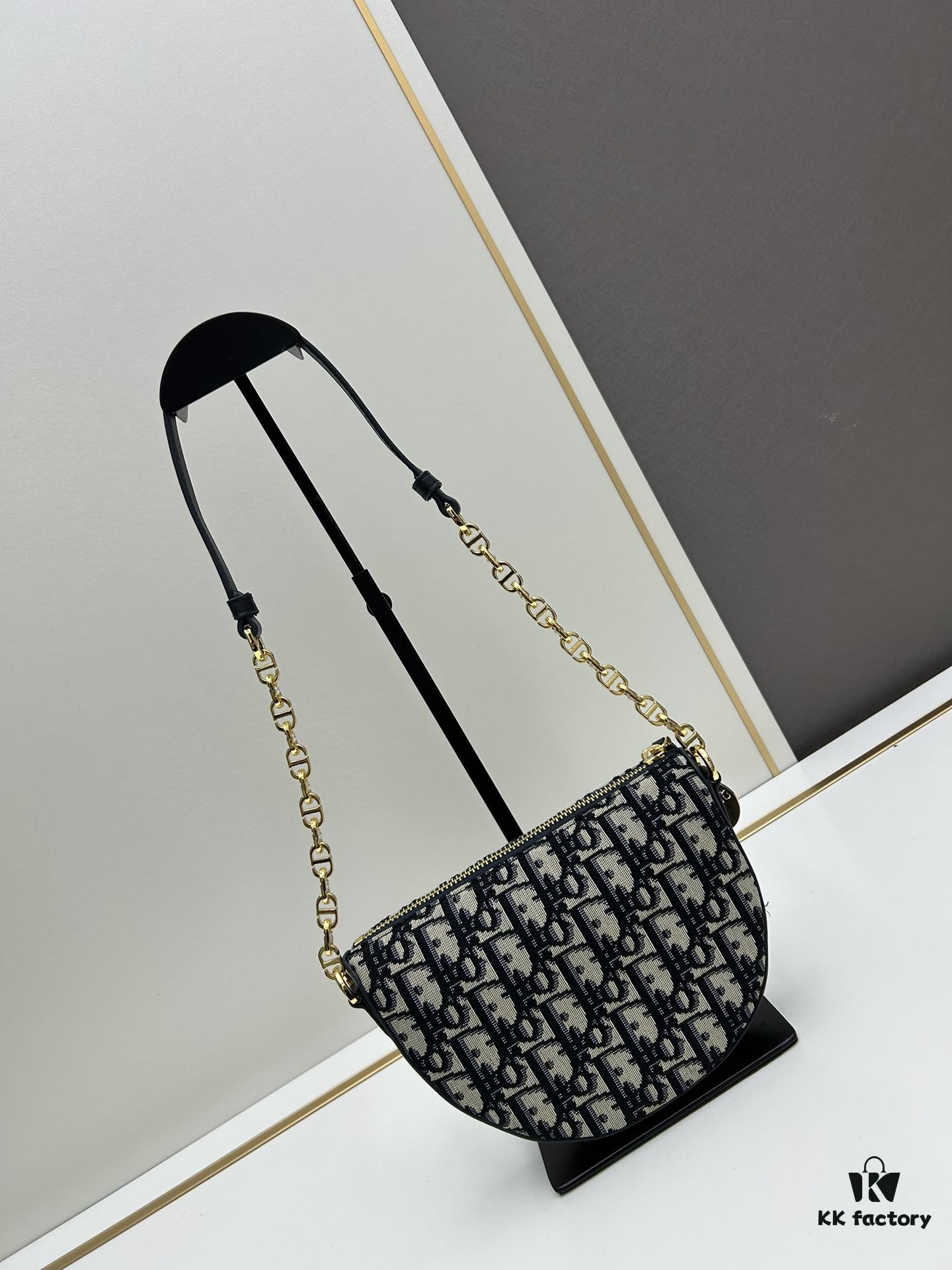693099e56e68136f4d9aab31 Callisto Chain Handbag in Blue Oblique Print