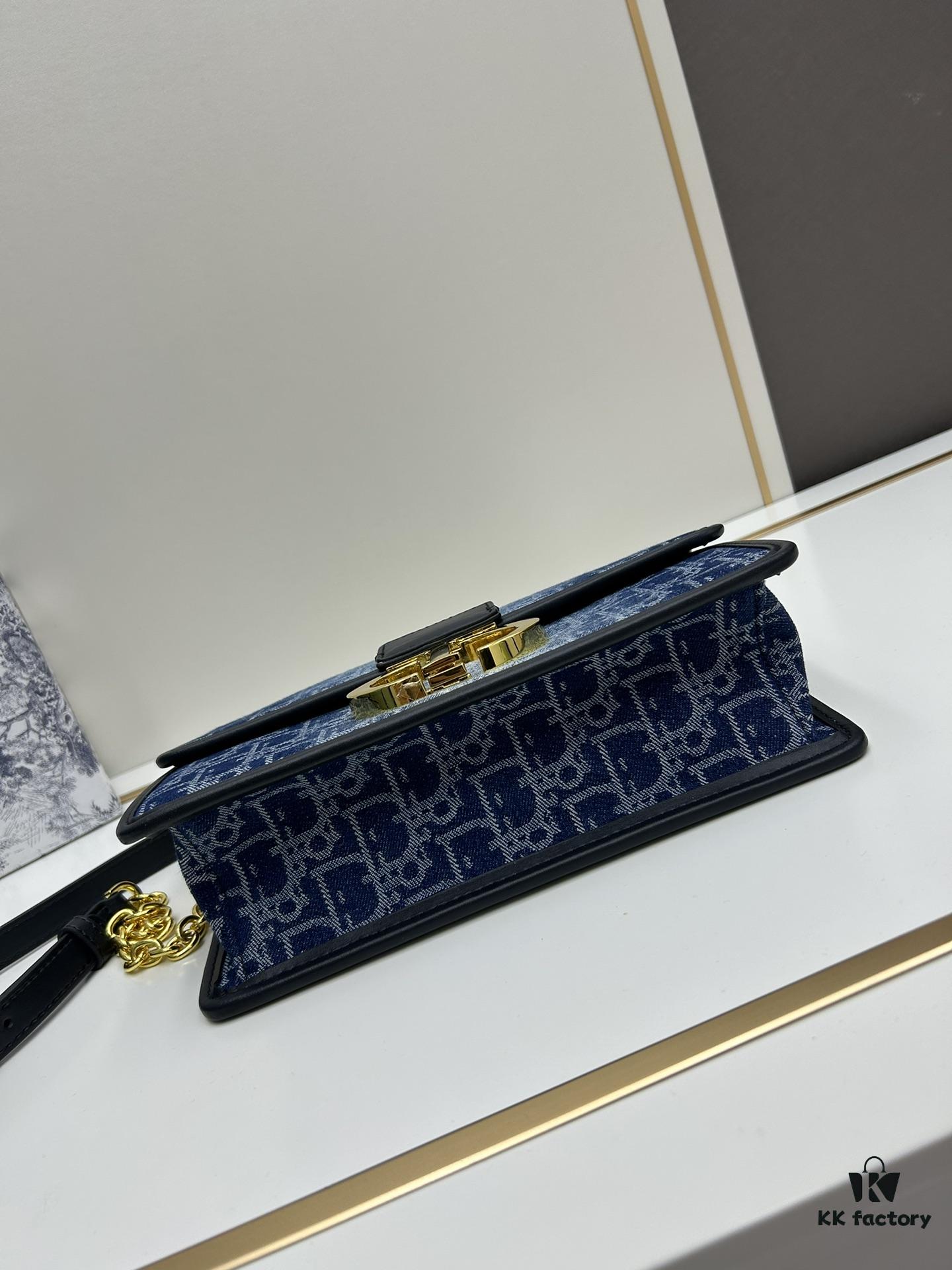 693099eb6e68136f4d9aab3b Large 30 Montaigne East-West Chain Bag in Denim Dior Oblique Jacquard