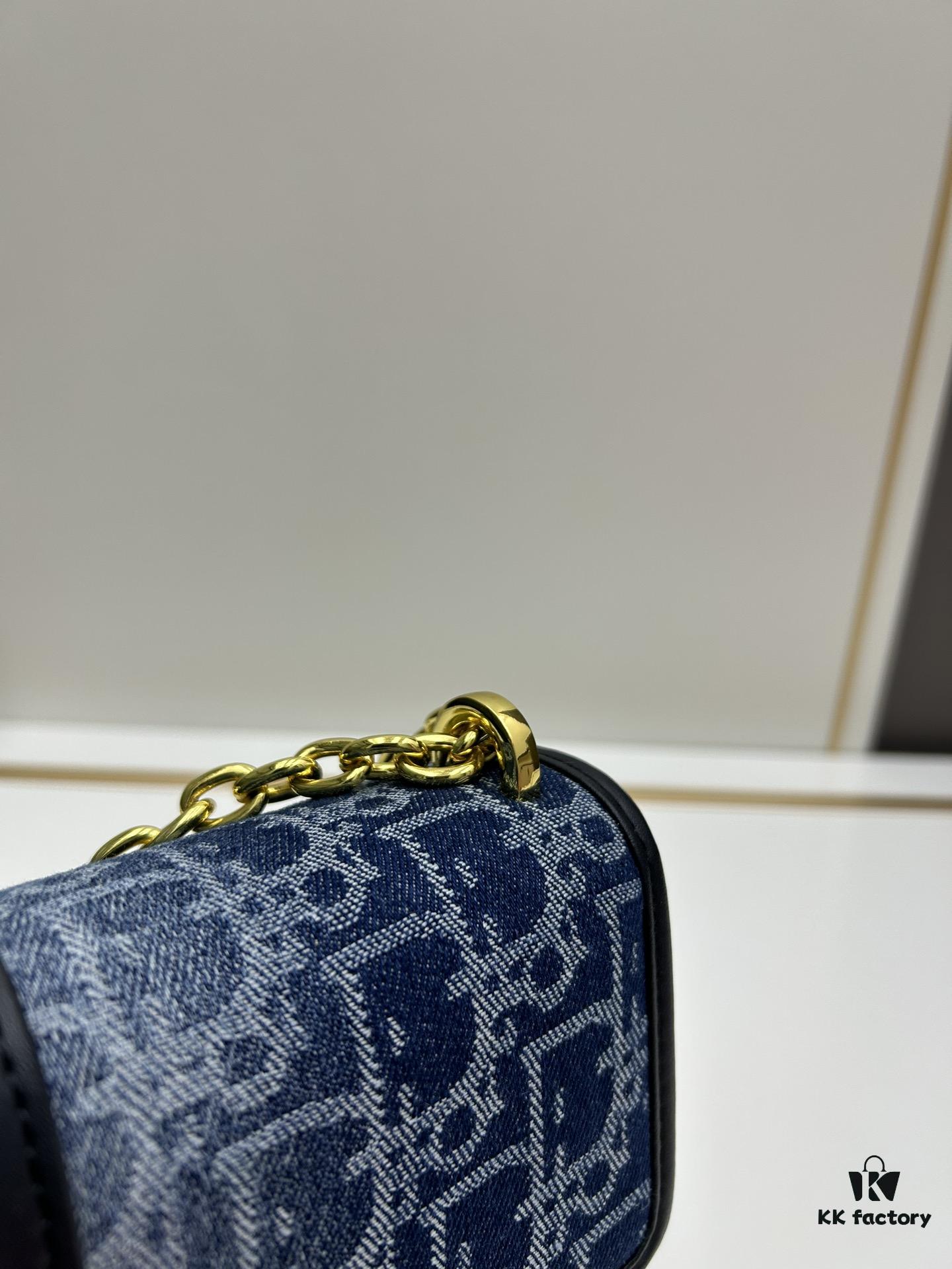 693099ed6e68136f4d9aab3d Large 30 Montaigne East-West Chain Bag in Denim Dior Oblique Jacquard