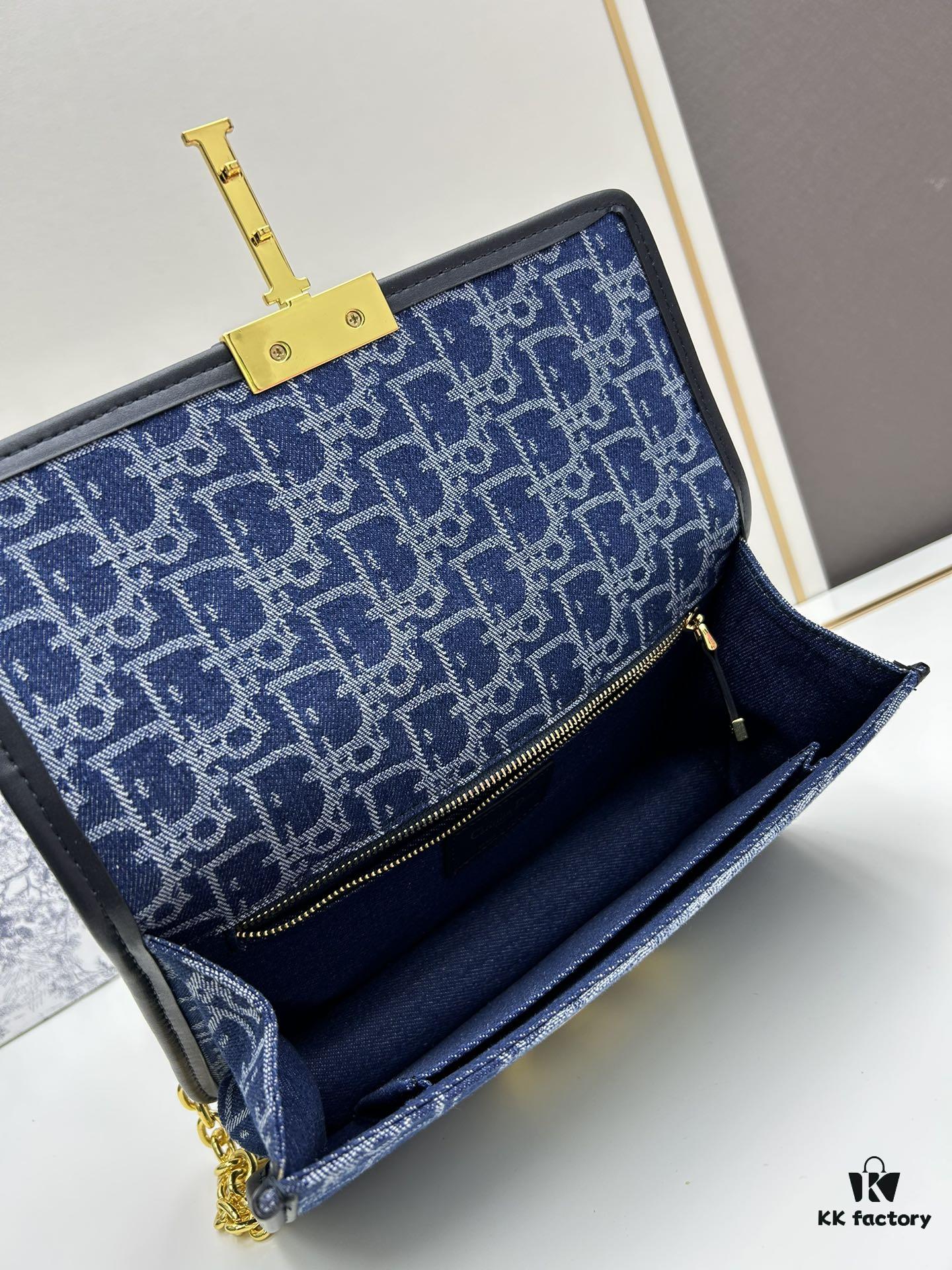 693099ed6e68136f4d9aab3e Large 30 Montaigne East-West Chain Bag in Denim Dior Oblique Jacquard