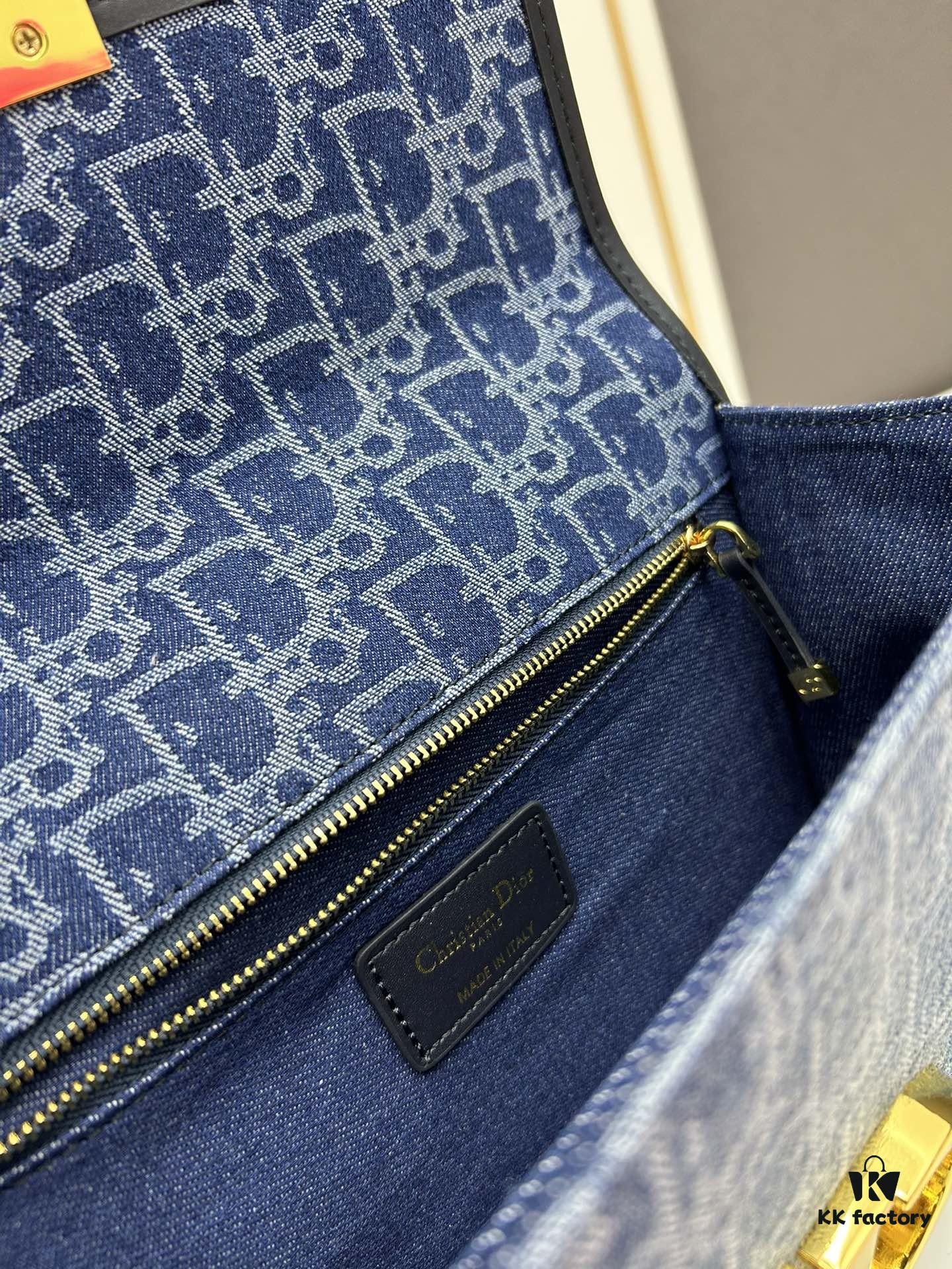 693099ed6e68136f4d9aab3f Large 30 Montaigne East-West Chain Bag in Denim Dior Oblique Jacquard