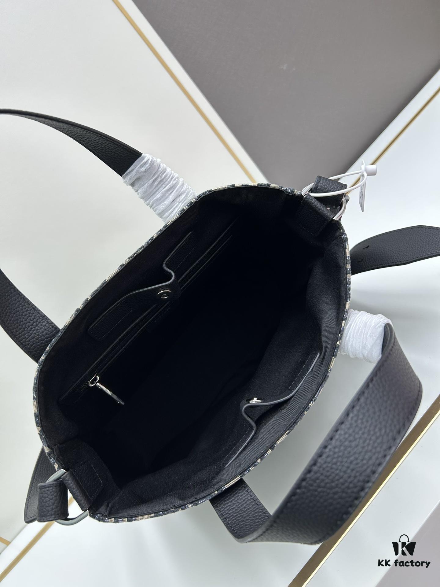 DIOR Must-Have Accessory for Fashion-Forward Men
