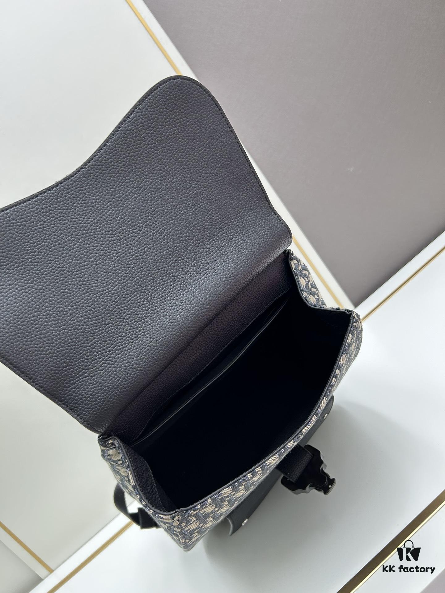 69309a076e68136f4d9aab71 Gallop Backpack in Black Grained Calfskin, Size 29x24x12, Model No. 9038