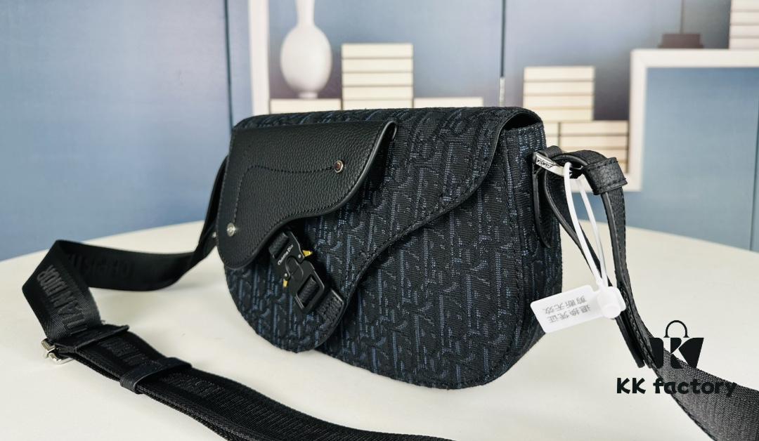 69309a616e68136f4d9aac2a Saddle Messenger Bag with Box