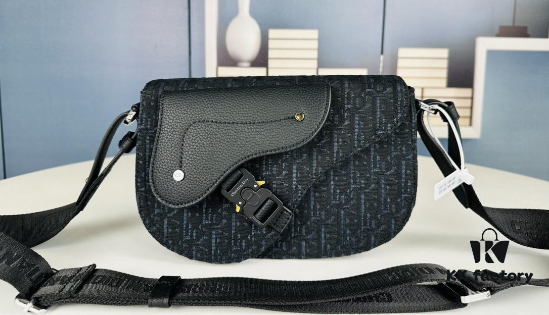 69309a656e68136f4d9aac30 Saddle Messenger Bag with Box