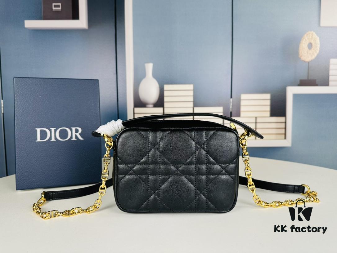 69309a8a6e68136f4d9aac72 Dior Caro Top Handle Camera Bag in Black Calfskin, Small Size, from Spring-Summer 2024 Ready-to-Wear Collection