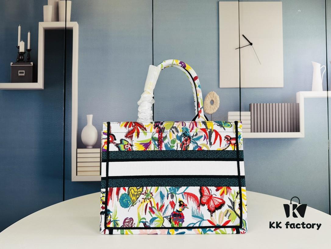 69309ae06e68136f4d9aad22 Original Order Embroidered Medium Di0r Book Tote