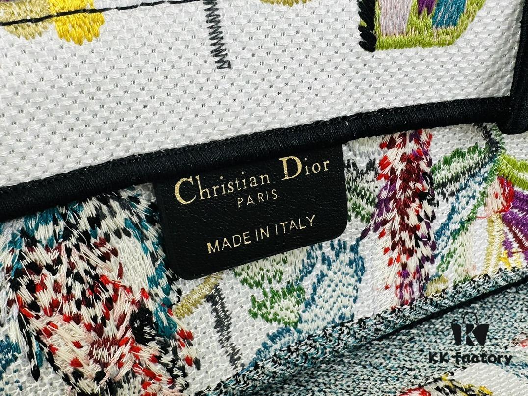 69309ae26e68136f4d9aad2b Original Order Embroidered Medium Di0r Book Tote