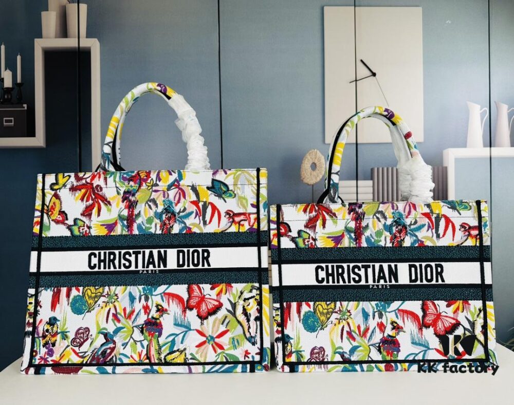 Embroidered Large [Dior Book Tote]