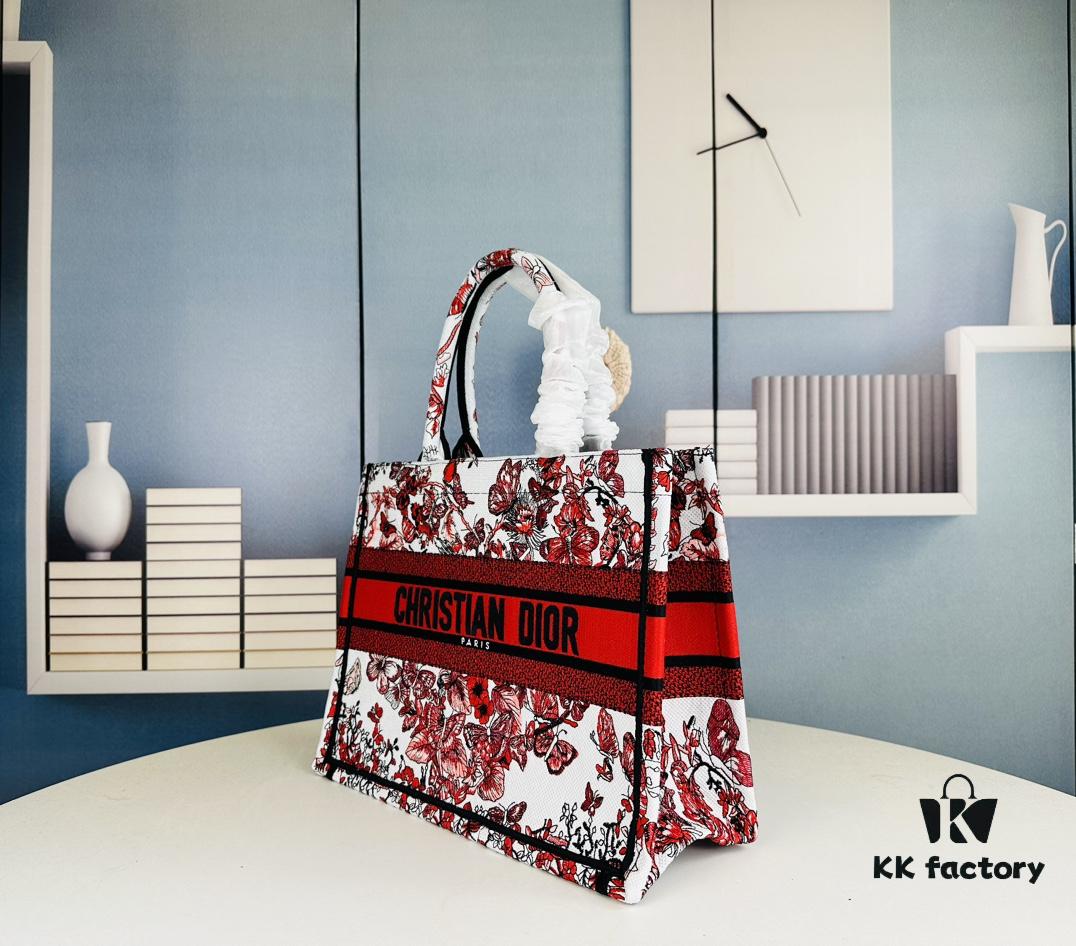 69309b0c6e68136f4d9aad72 Original Order Embroidered Medium Di0r Book Tote