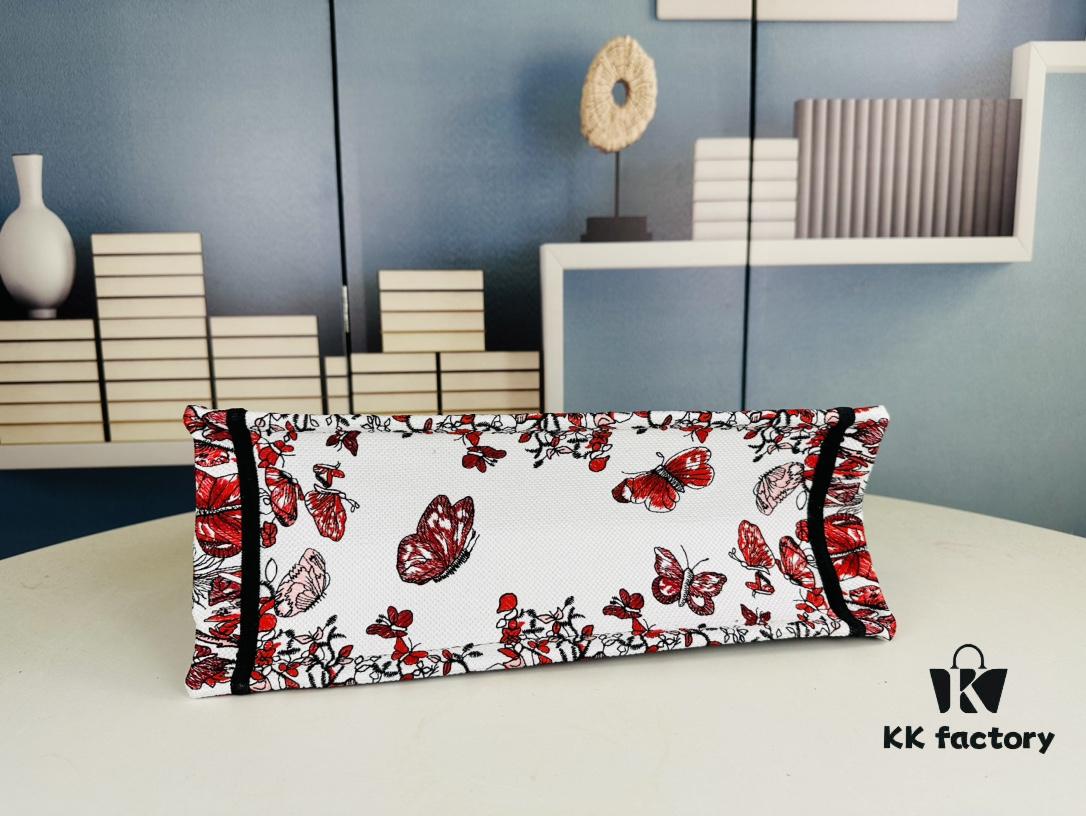 69309b106e68136f4d9aad78 Original Order Embroidered Medium Di0r Book Tote