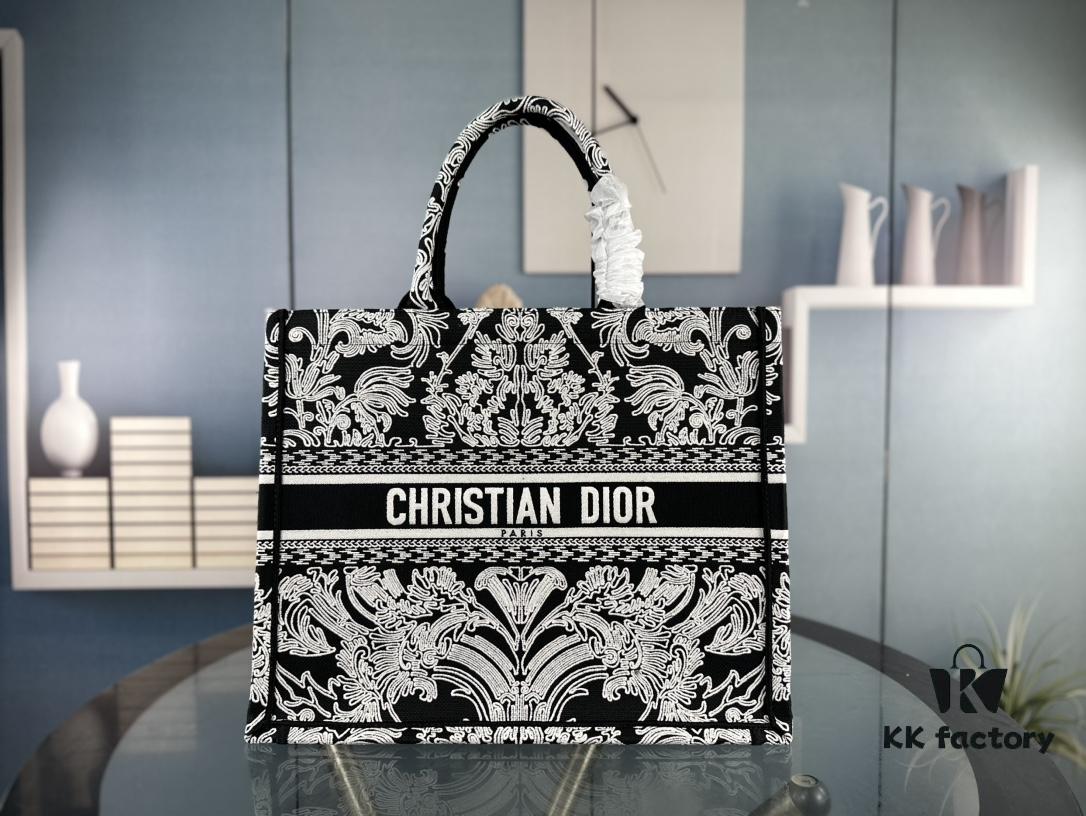 69309b1b6e68136f4d9aad8d Original Order Embroidered Large Di0r Book Tote