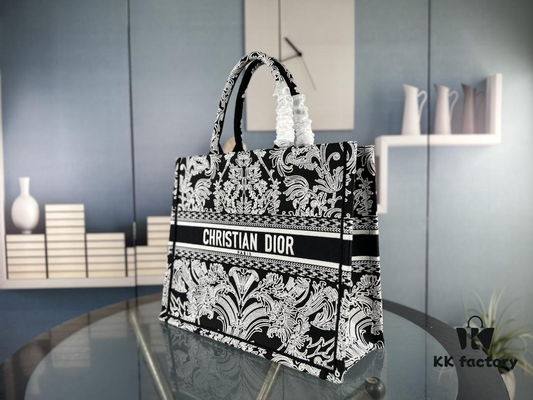69309b1b6e68136f4d9aad8e Original Order Embroidered Large Di0r Book Tote