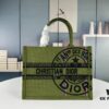 69309b206e68136f4d9aad95 Original Order Embroidered Medium Di0r Book Tote