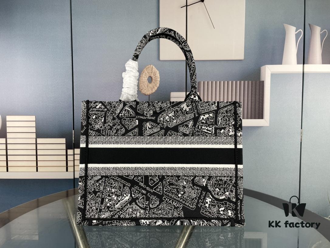 69309b2c6e68136f4d9aada9 Original Order Embroidered Medium Di0r Book Tote