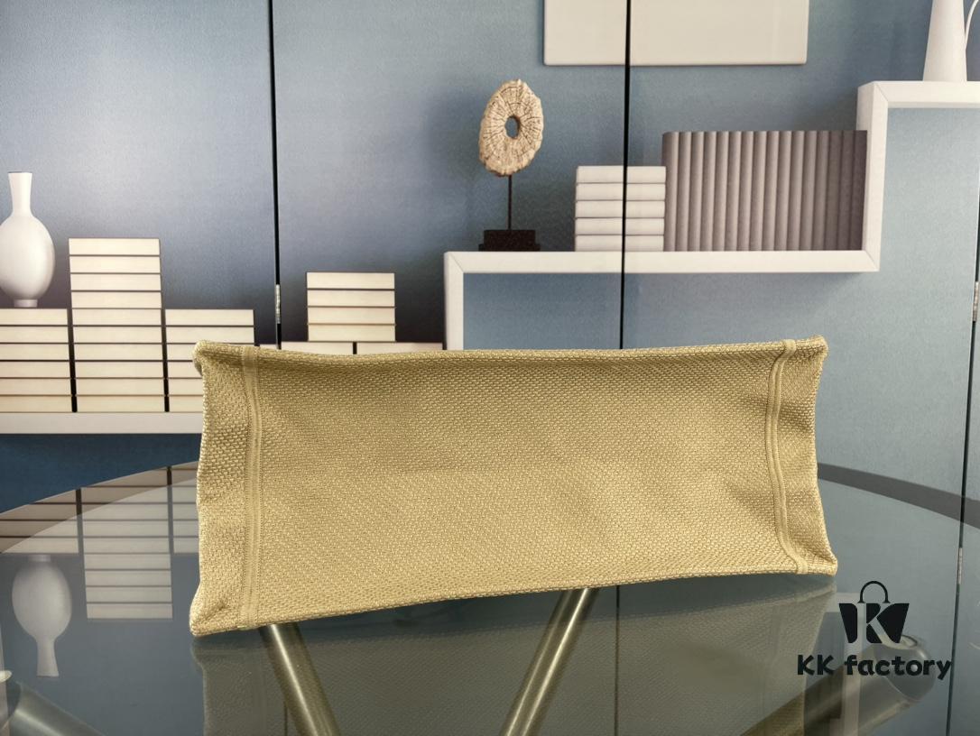 69309b786e68136f4d9aae3d Original Order Embroidered Medium Di0r Book Tote