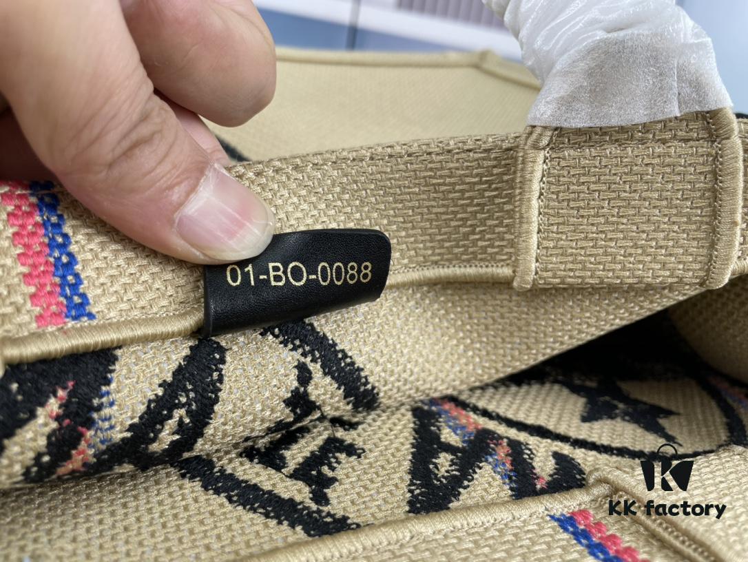 69309b796e68136f4d9aae40 Original Order Embroidered Medium Di0r Book Tote