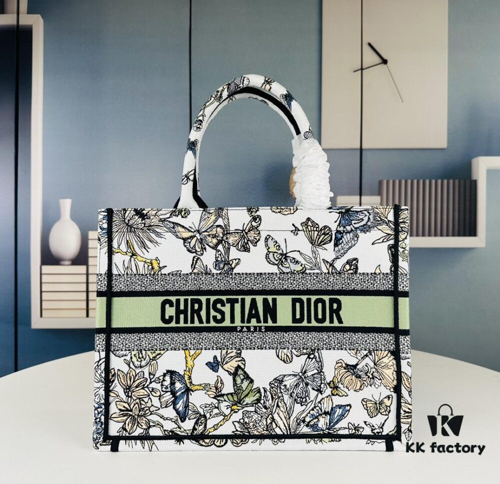 69309baa6e68136f4d9aaea2 Original Order Embroidered Medium Di0r Book Tote