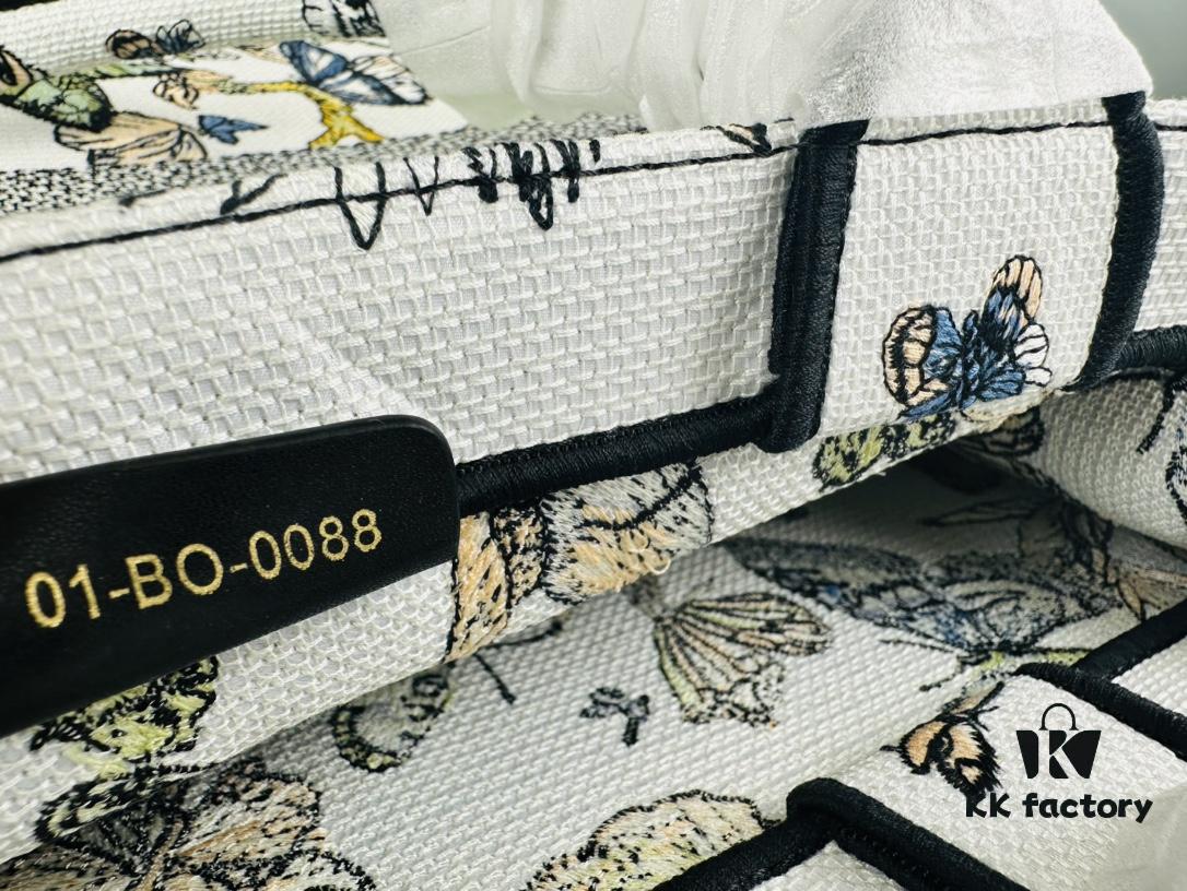 Embroidered Large Size [Dior Book Tote]