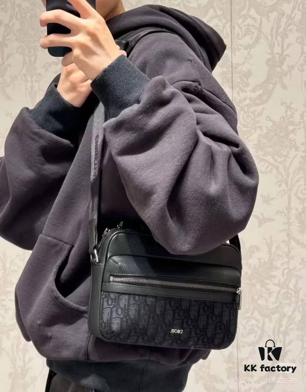 69309bc76e68136f4d9aaee5 Small Dior Men's New Backpack Shoulder Bag with Box