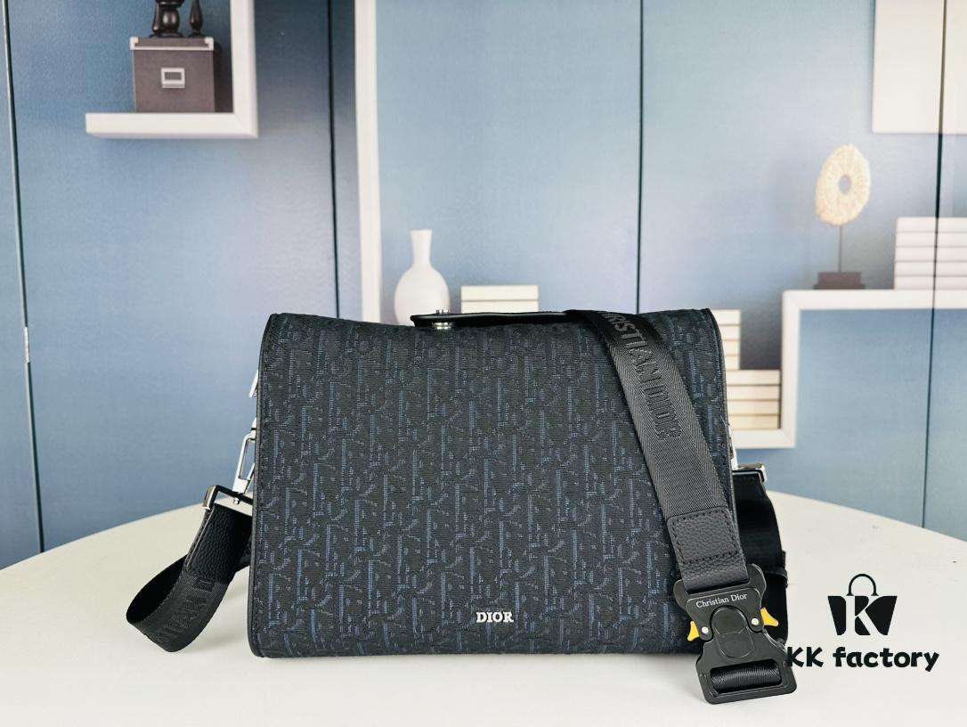 69309bfa6e68136f4d9aaf4d Lingot Messenger Bag with Box, Size 29x22x8, Model No. 9033