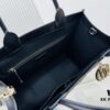 Dior New Arrival Tote Bag in Calfskin