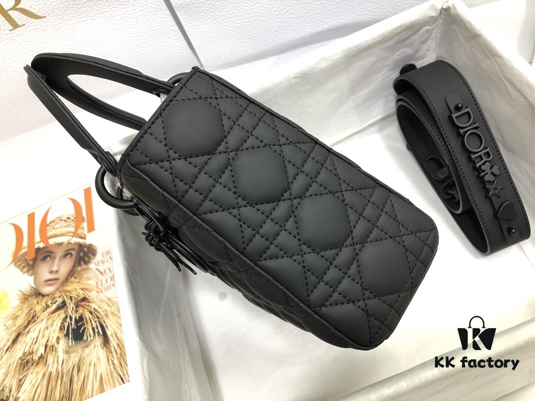 69309c526e68136f4d9ab010 Lady Dior My Four-Compartment Matte Cannage Badge Bag