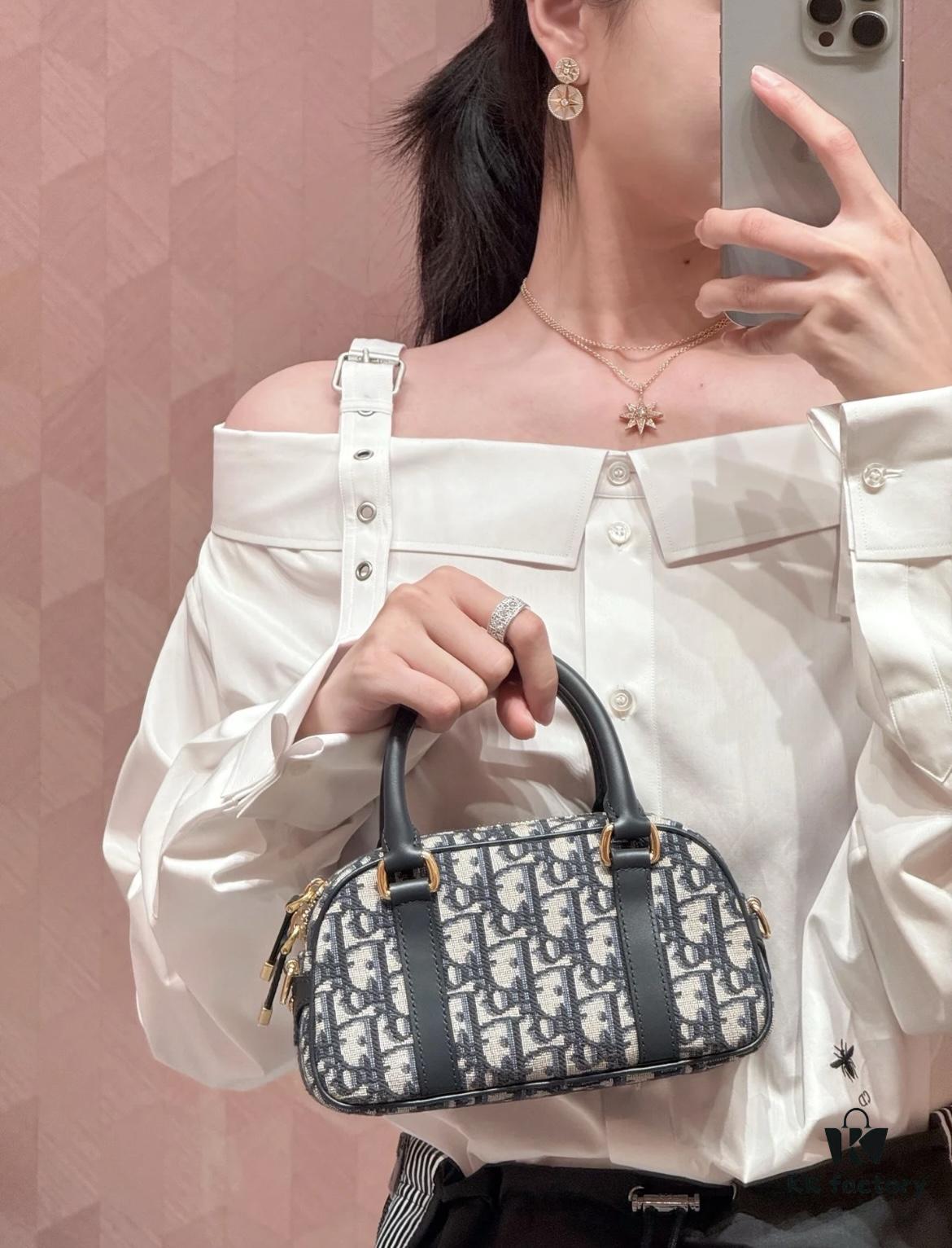 69309c6b6e68136f4d9ab03b New Arrival in Stock!! Dior Top Quality D-Vibe Bowling Mini Bag in Blue Oblique Print