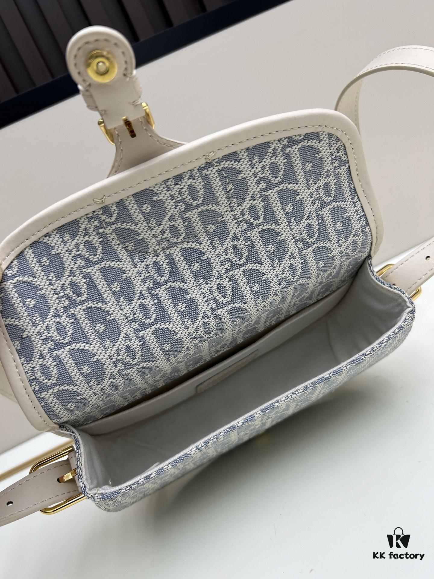69309c746e68136f4d9ab047 Dior BOBBY Tote Bag, Early Autumn New Arrival, Vintage Style, Full-Grain Leather, 21-Inch Wide Model