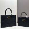 69309d456e68136f4d9ab1af Dior High-Quality New Arrival Fall/Winter Large Book Tote Bag