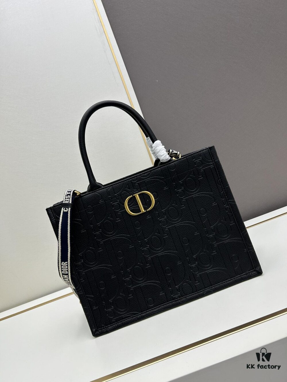 69309d516e68136f4d9ab1c2 Dior High-Quality New Arrival Fall/Winter Large Book Tote Bag, Full Leather Embossed Design