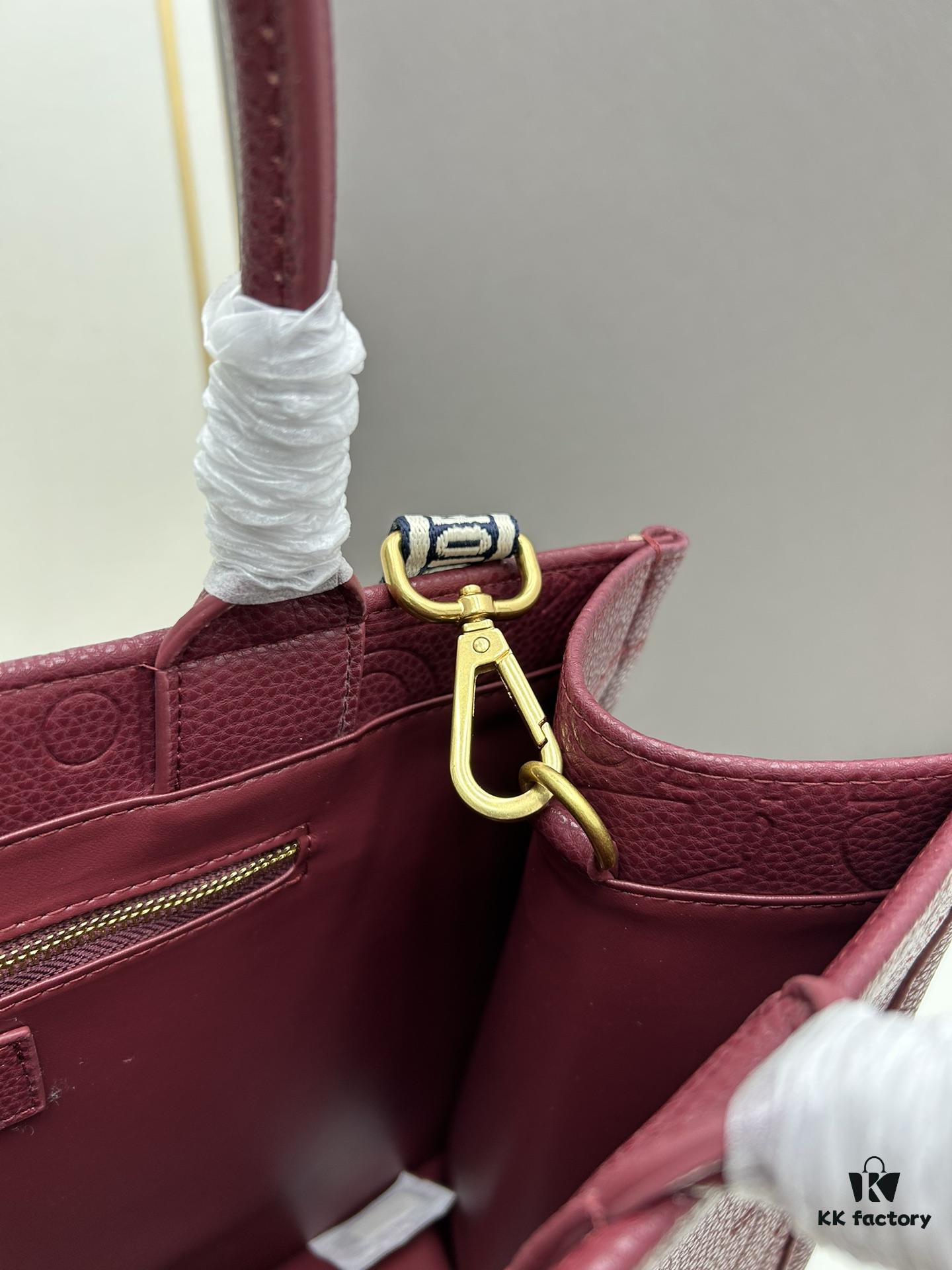 Dior High-Quality New Arrival Fall/Winter Collection - Large Book Tote Bag