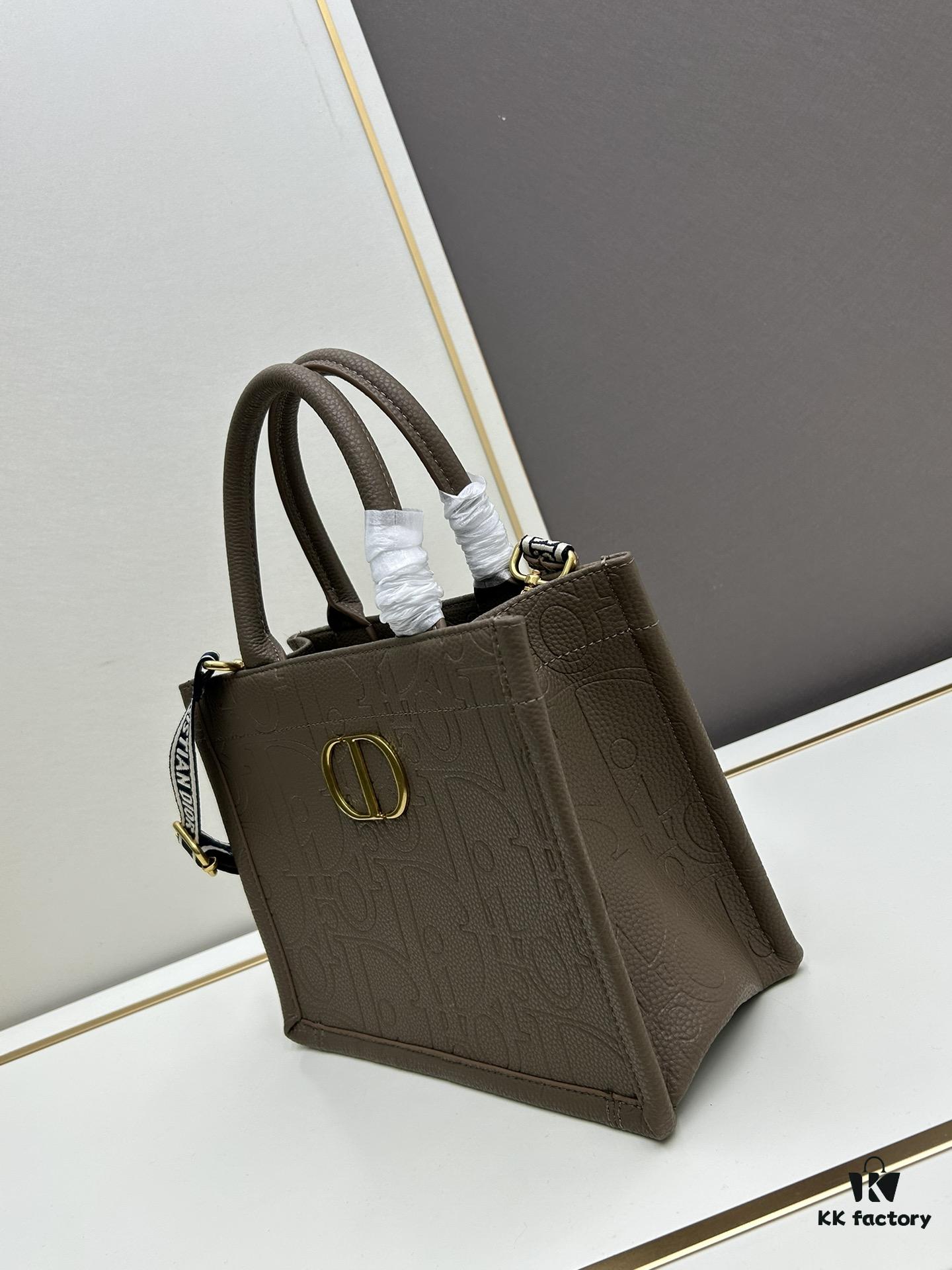 69309d686e68136f4d9ab1e5 Dior High-Quality New Arrival Fall/Winter Collection Small Book Tote Bag