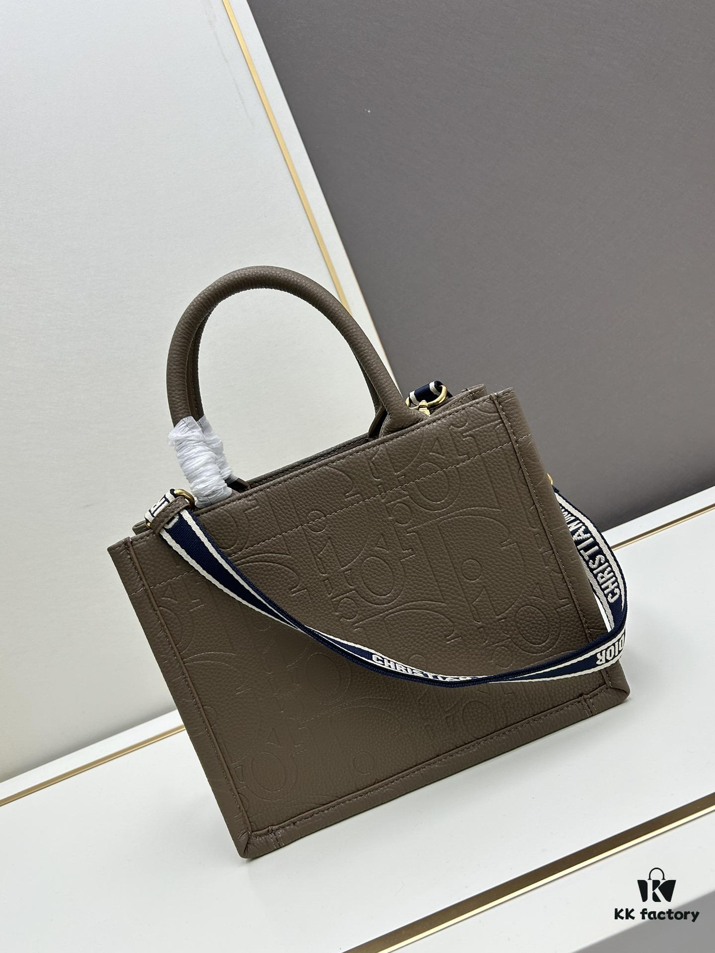 69309d686e68136f4d9ab1e7 Dior High-Quality New Arrival Fall/Winter Collection Small Book Tote Bag