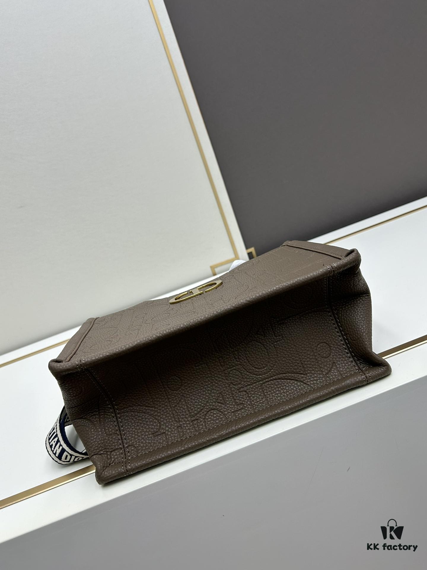 69309d696e68136f4d9ab1e8 Dior High-Quality New Arrival Fall/Winter Collection Small Book Tote Bag