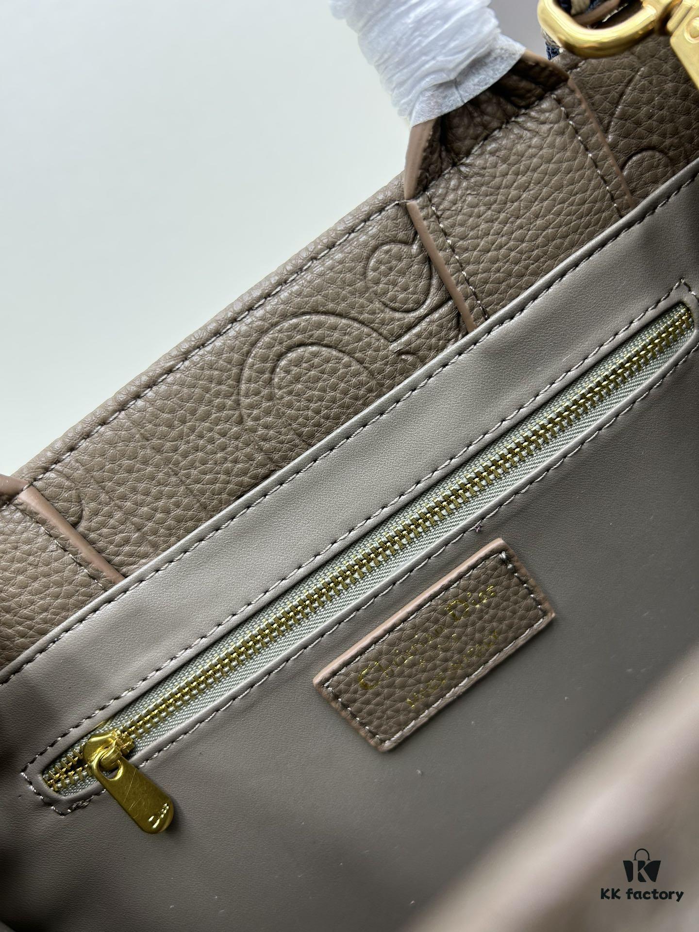 69309d6d6e68136f4d9ab1ec Dior High-Quality New Arrival Fall/Winter Collection Small Book Tote Bag