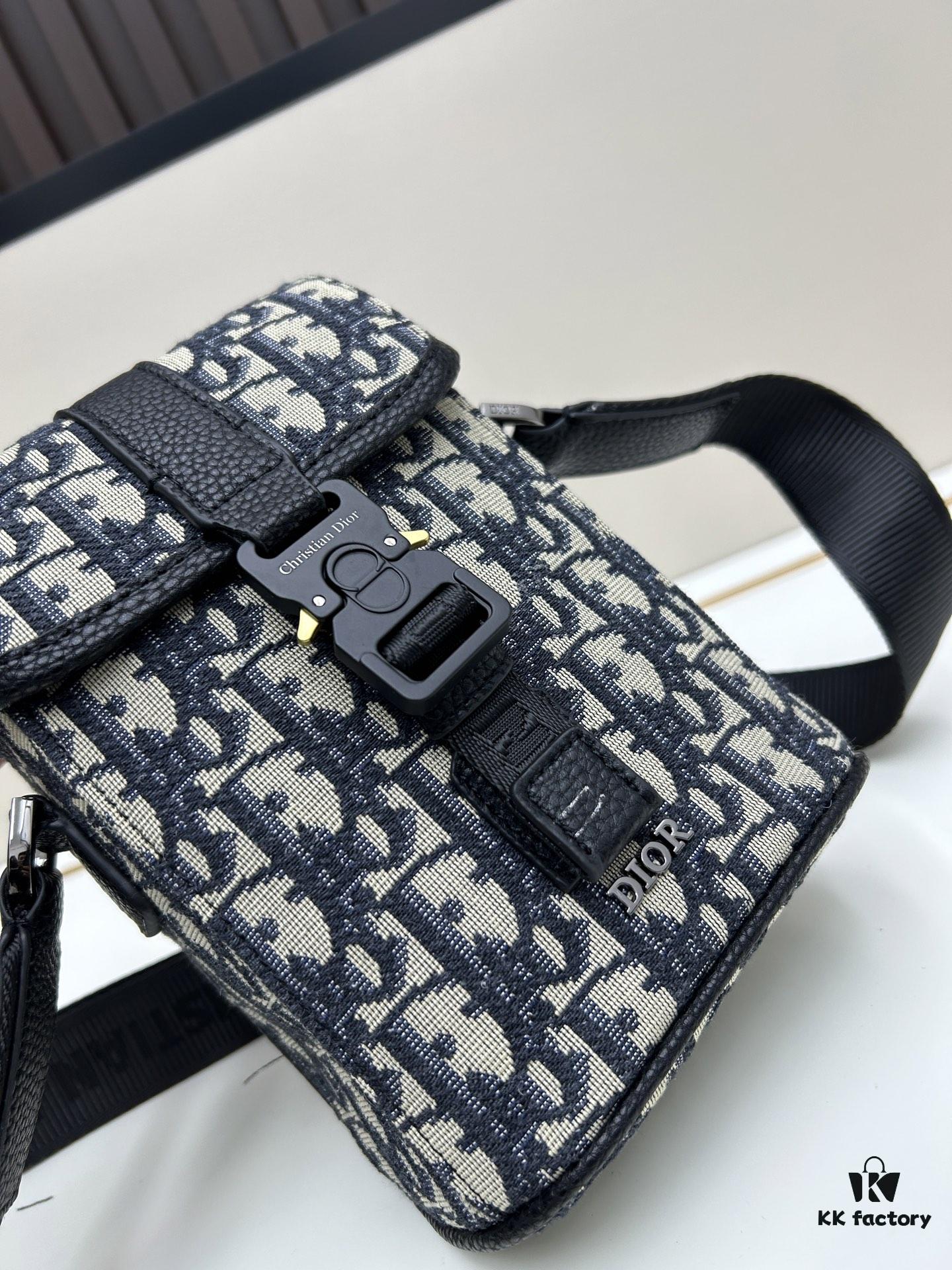 69309d8d6e68136f4d9ab21a Dior Hit The Road Summer 2025 Men's Vertical Flip Messenger Bag in Black Oblique Print