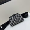 69309d8f6e68136f4d9ab21b Dior Hit The Road Summer 2025 Men's Vertical Flip Messenger Bag in Black Oblique Print