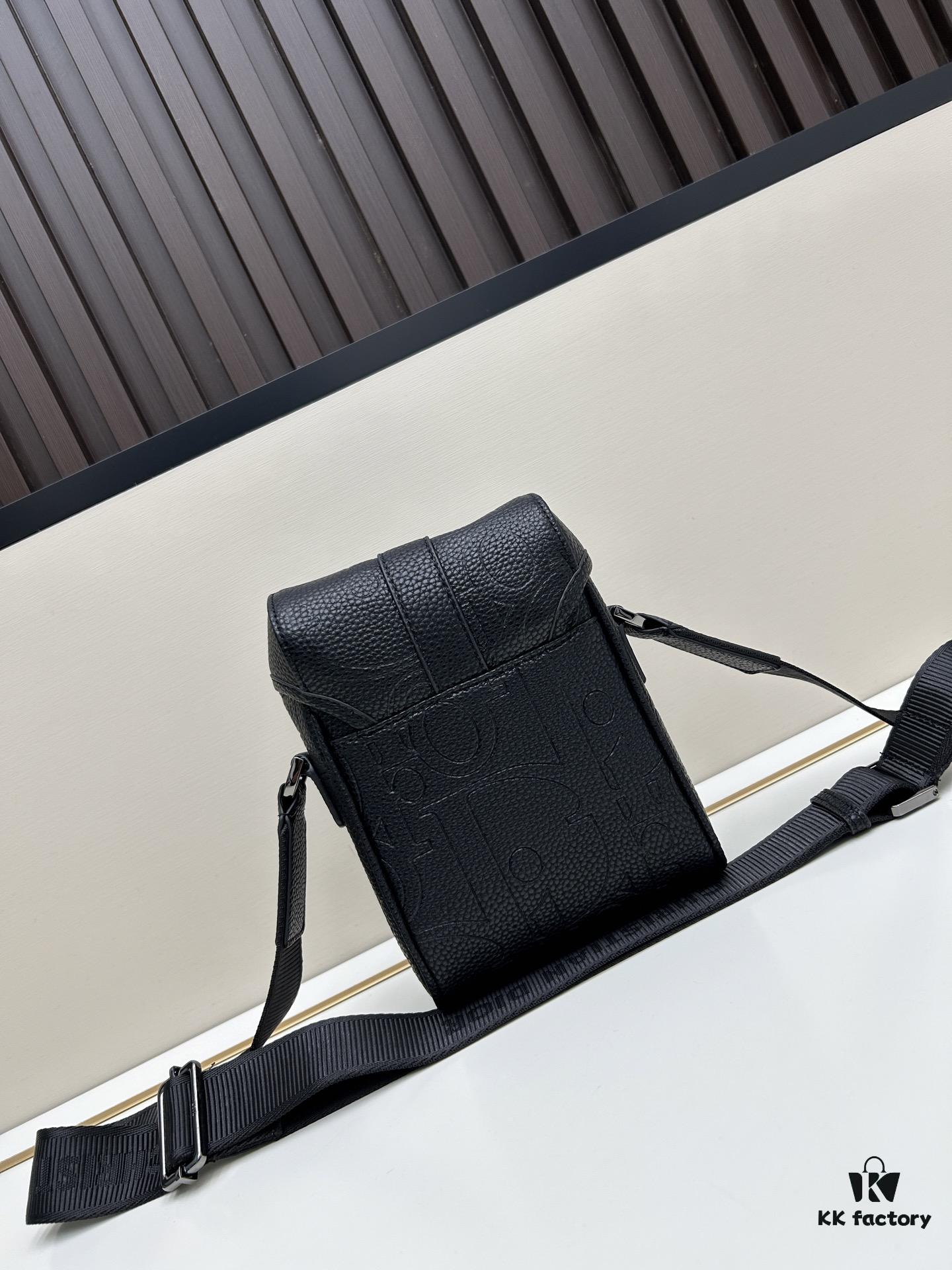 69309d936e68136f4d9ab221 Dior Hit The Road Summer 2025 New Arrival Vertical Flip Messenger Bag in Black Oblique Print