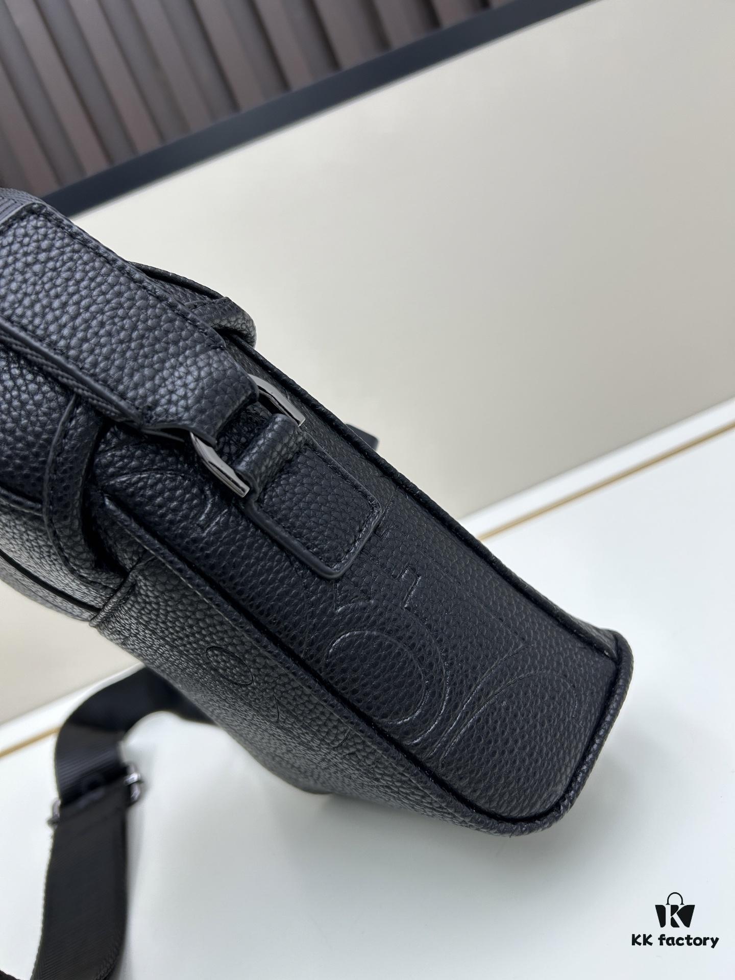 69309d956e68136f4d9ab224 Dior Hit The Road Summer 2025 New Arrival Vertical Flip Messenger Bag in Black Oblique Print